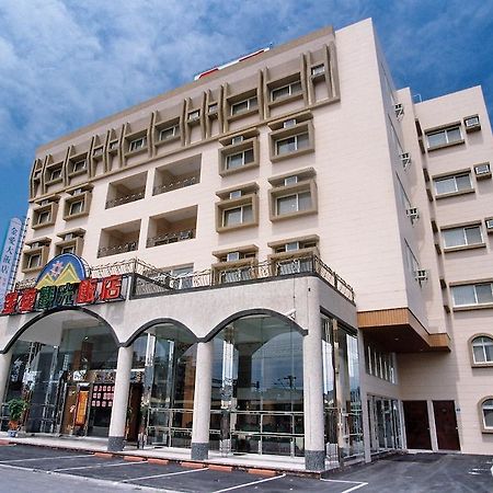 Jing Ai Hotel Luodong Bagian luar foto